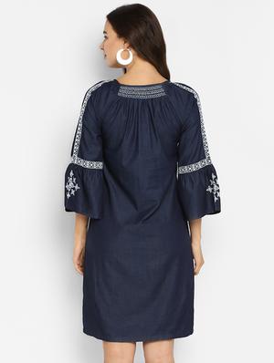 tassel tie up contrast embroidered sheath dress - 16737278 - Standard Image - 3