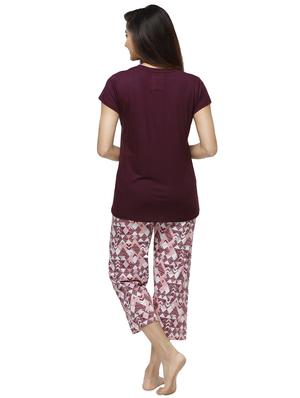 round neck tee with nightwear capri set - 16745134 - Standard Image - 3