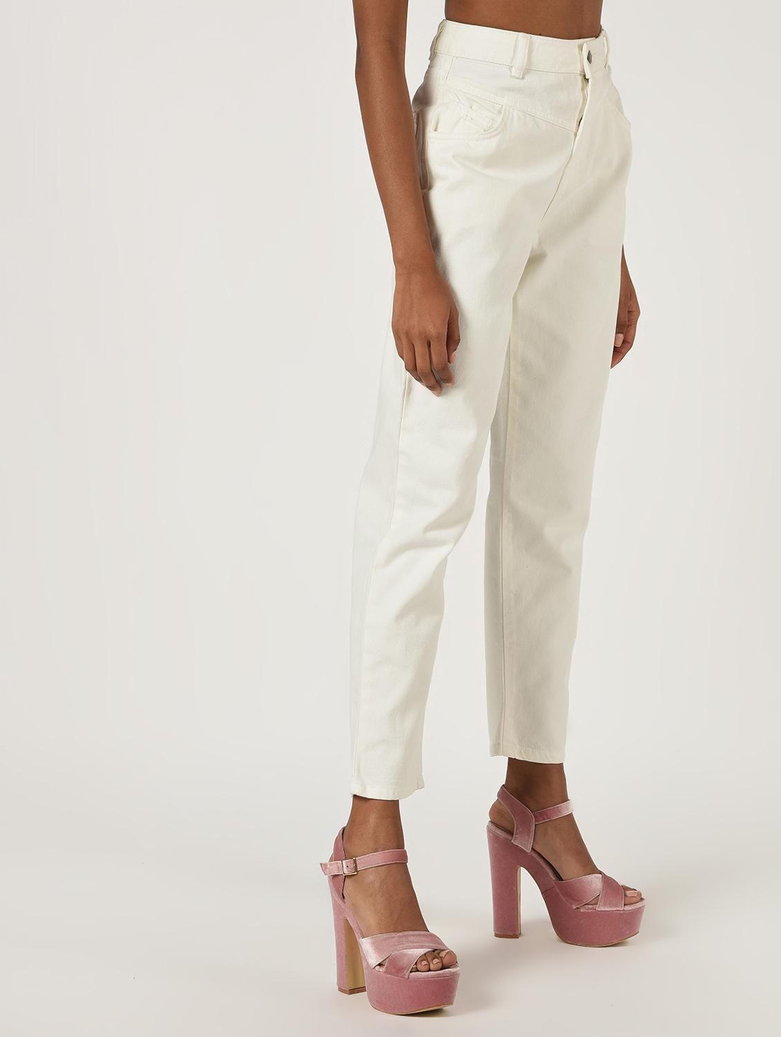 high rise pocket detail jeans - 16771529 - Zoom Image - 3