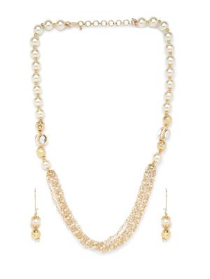 gold metal short necklace - 16811703 - Standard Image - 3