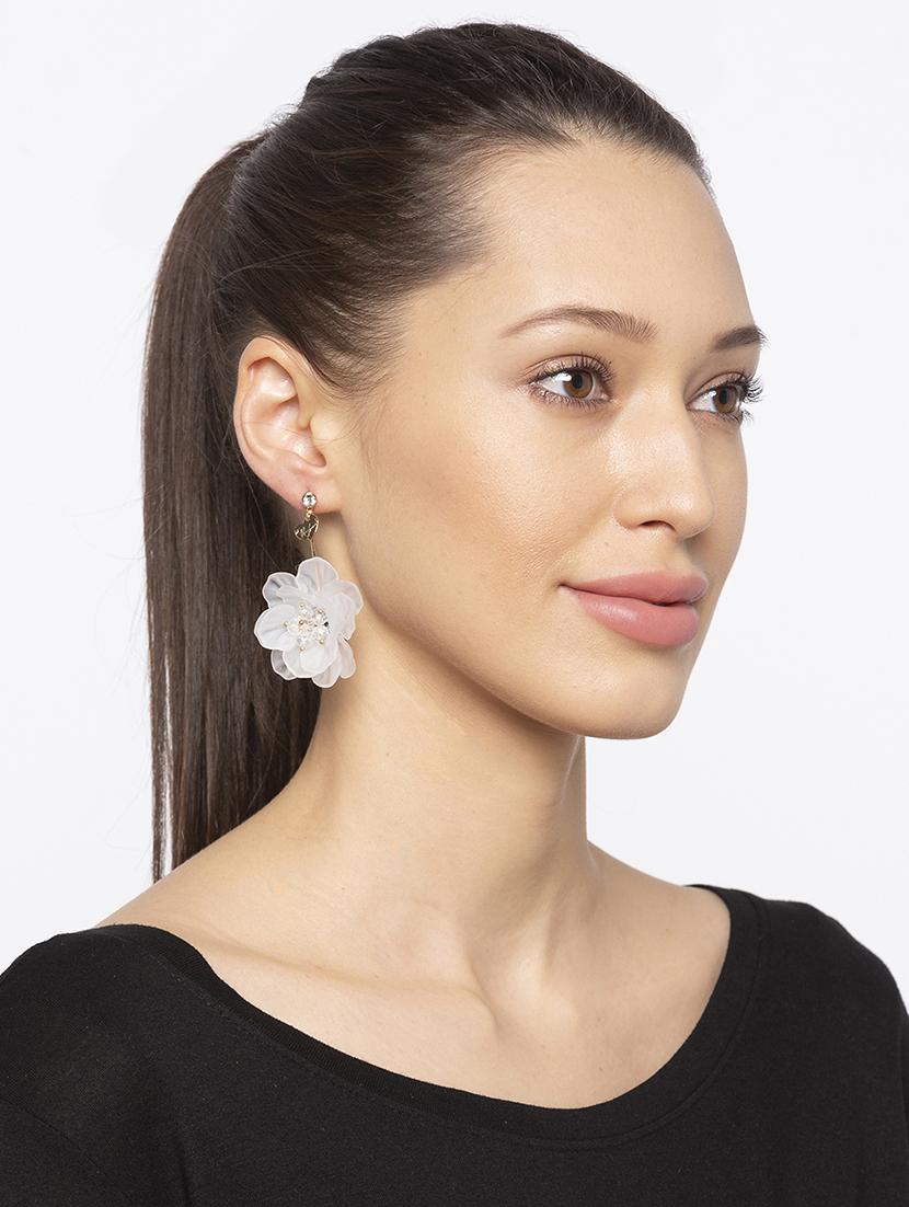 silver metal drop earring - 16831426 - Zoom Image - 3