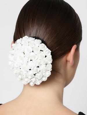 priyaasi artificial white roses design bun maker hair accessories for women - 16840370 - Standard Image - 3