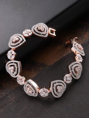 gold brass links bracelet - 16840427 - Standard Image - 3