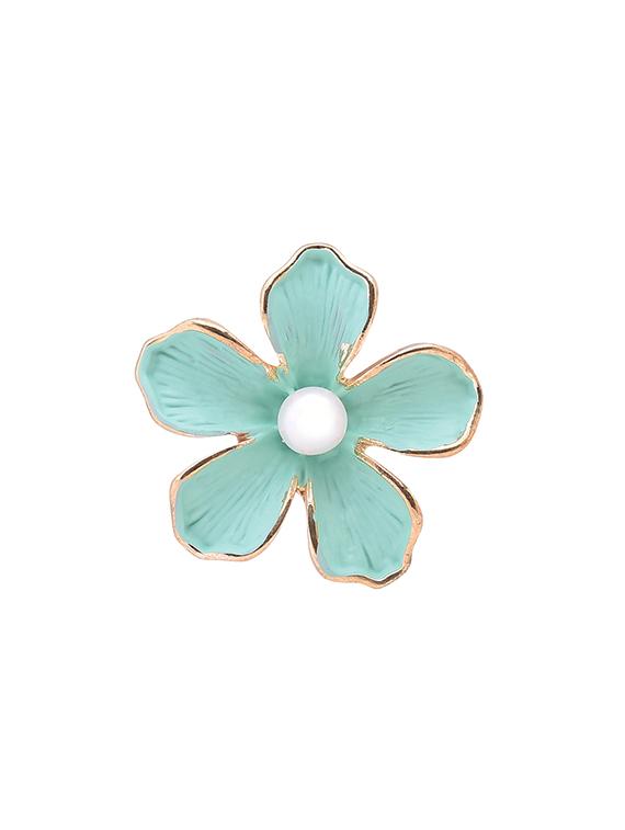 green metal studs earring - 16841856 - Zoom Image - 3