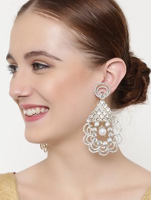 gold metal drop earring - 16889037 - Standard Image - 3