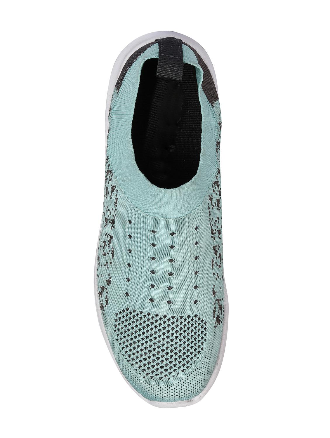 green slip on sports shoes - 16923072 - Zoom Image - 3