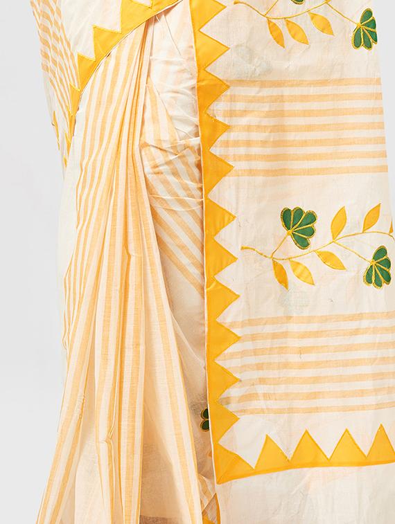 self design woven saree - 16929240 - Zoom Image - 3