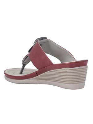 red toe separator wedges - 16947198 - Standard Image - 3