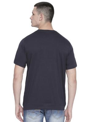 blue solid pocket t-shirt - 16953371 - Standard Image - 3