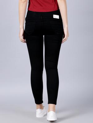 black denim jeans - 16973916 - Standard Image - 3