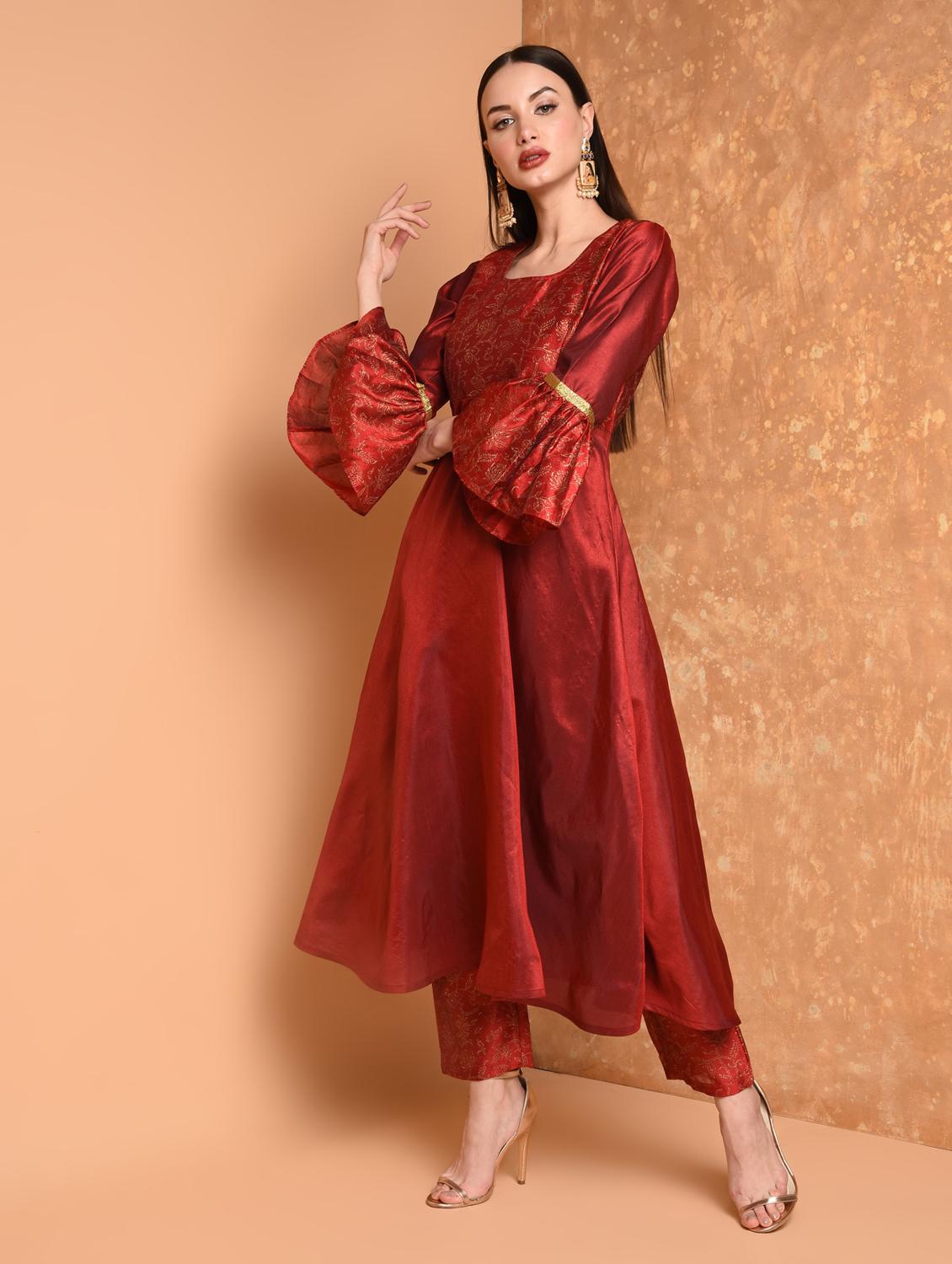 red chanderi kurta palazzo set - 16974613 - Zoom Image - 3