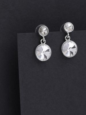 silver metal studs earring - 16979636 - Standard Image - 3