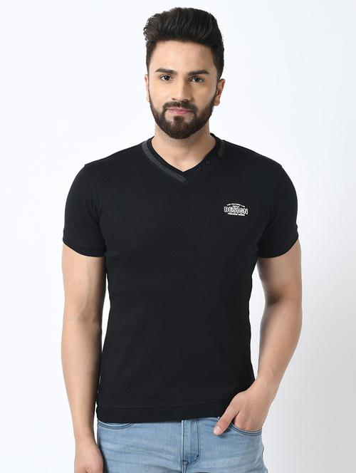 black solid t-shirt - 16981729 - Standard Image - 1