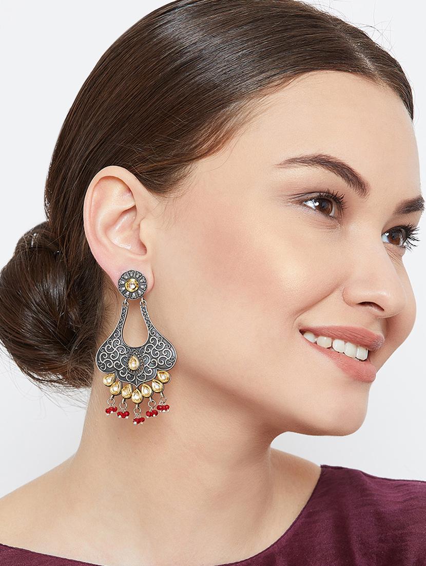 red brass drop earring - 17012090 - Zoom Image - 3