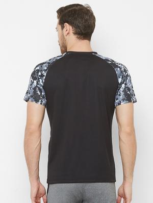 black printed t-shirt - 17013379 - Standard Image - 3