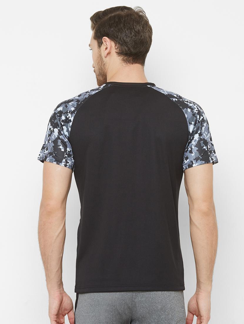 black printed t-shirt - 17013379 - Zoom Image - 3