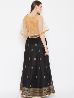 black flared gold print flared lehenga - 17014696 - Standard Image - 3