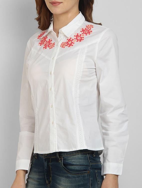 embroidered detail casual shirt - 17032779 - Zoom Image - 6