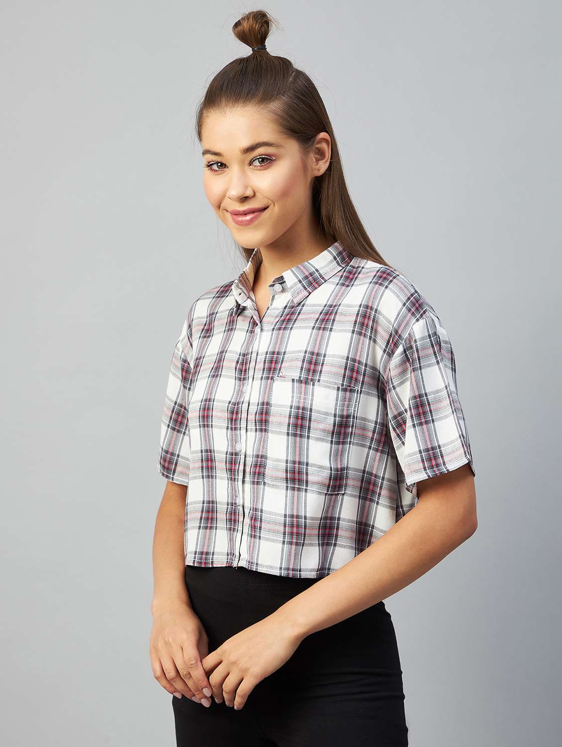 straight hem checkered crop shirt