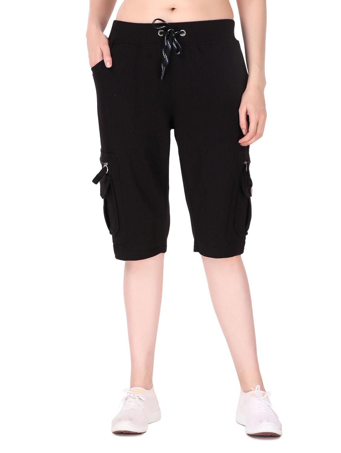 black sports capri