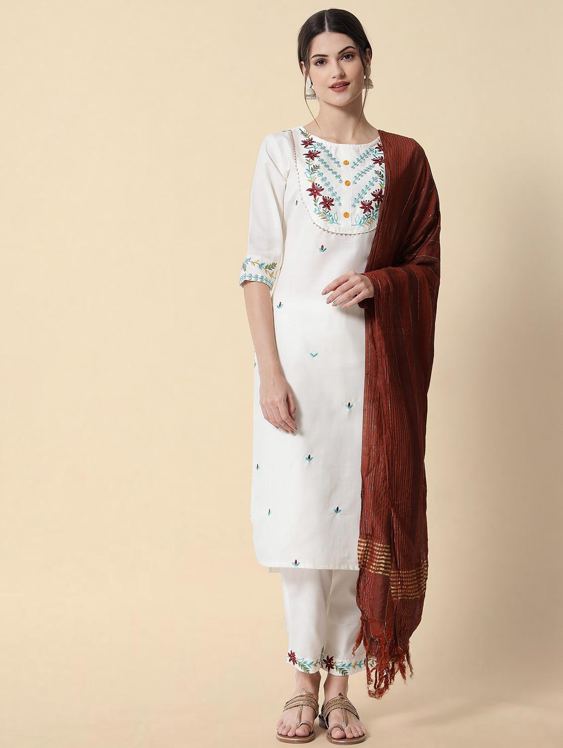 embroidered kurta pant set with dupatta