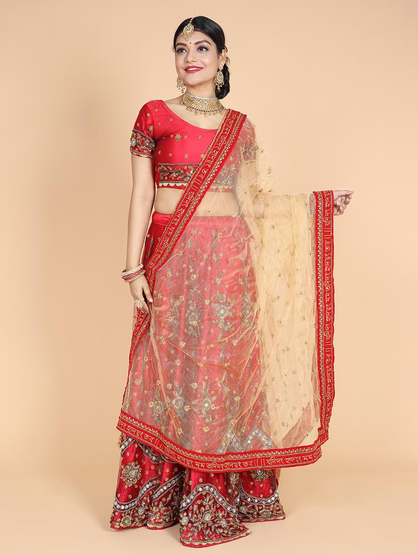 women gold lace work dupatta