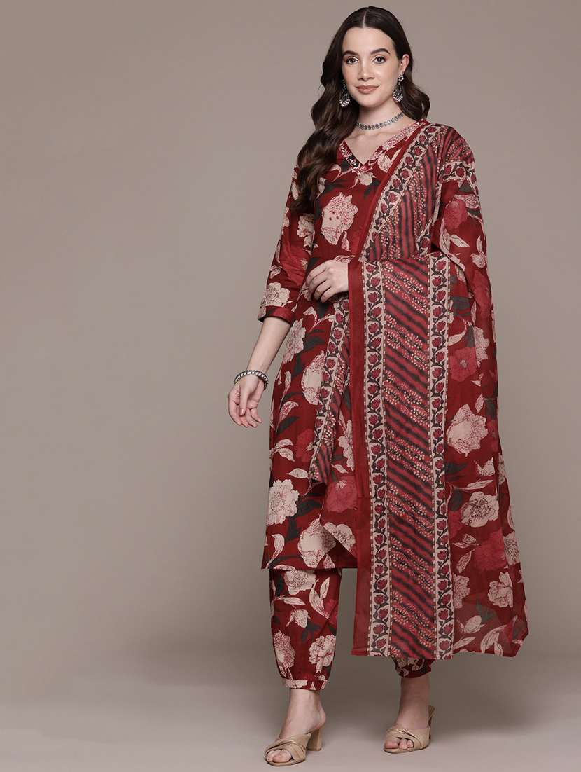 women three quarter sleeve kurta pant with dupatta set