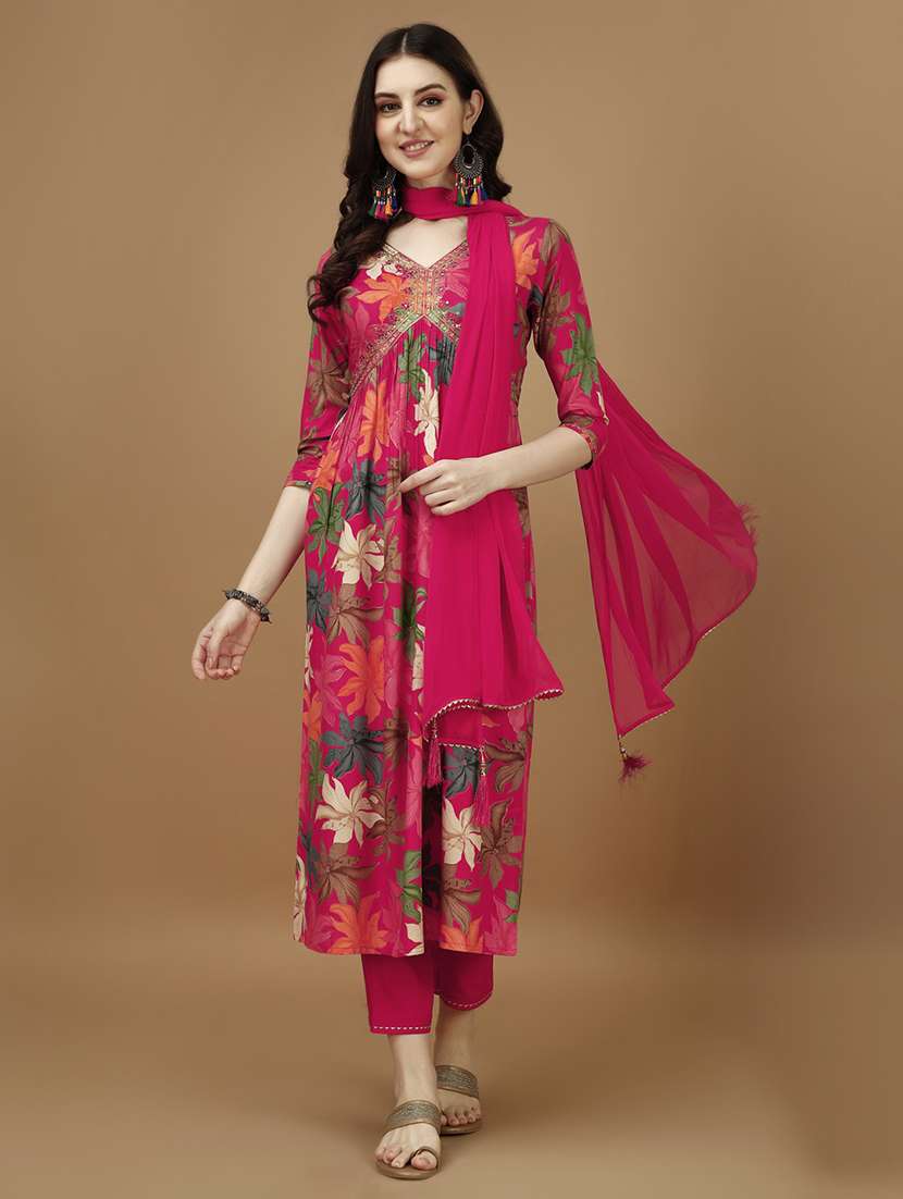 women kurta pant set with dupatta
