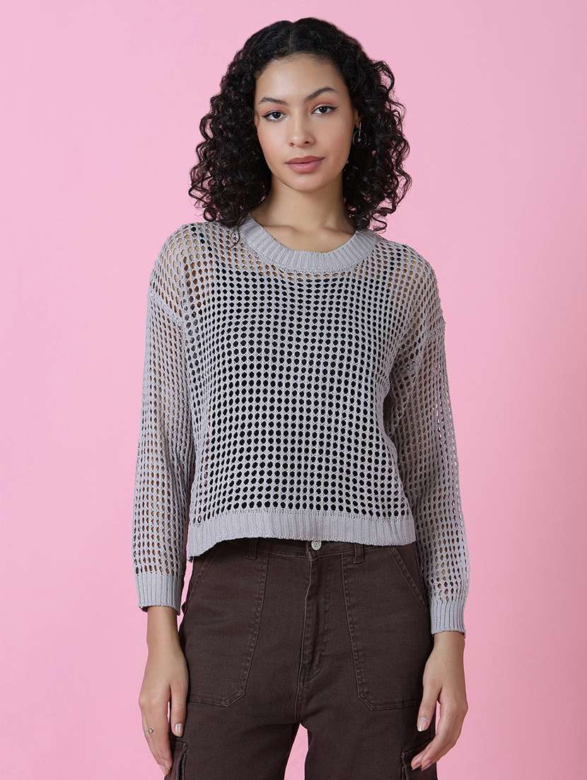 women crochet long sleeves top