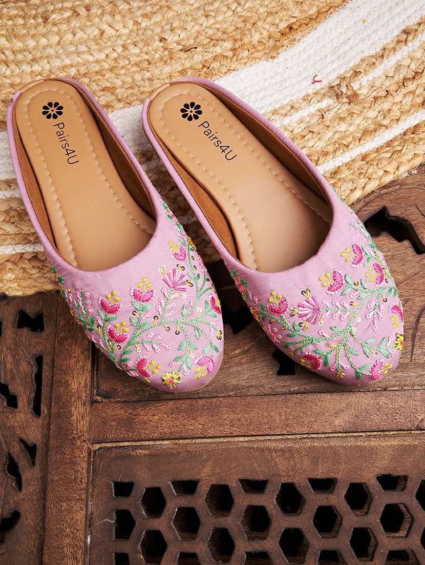 women embroidered slip on mule