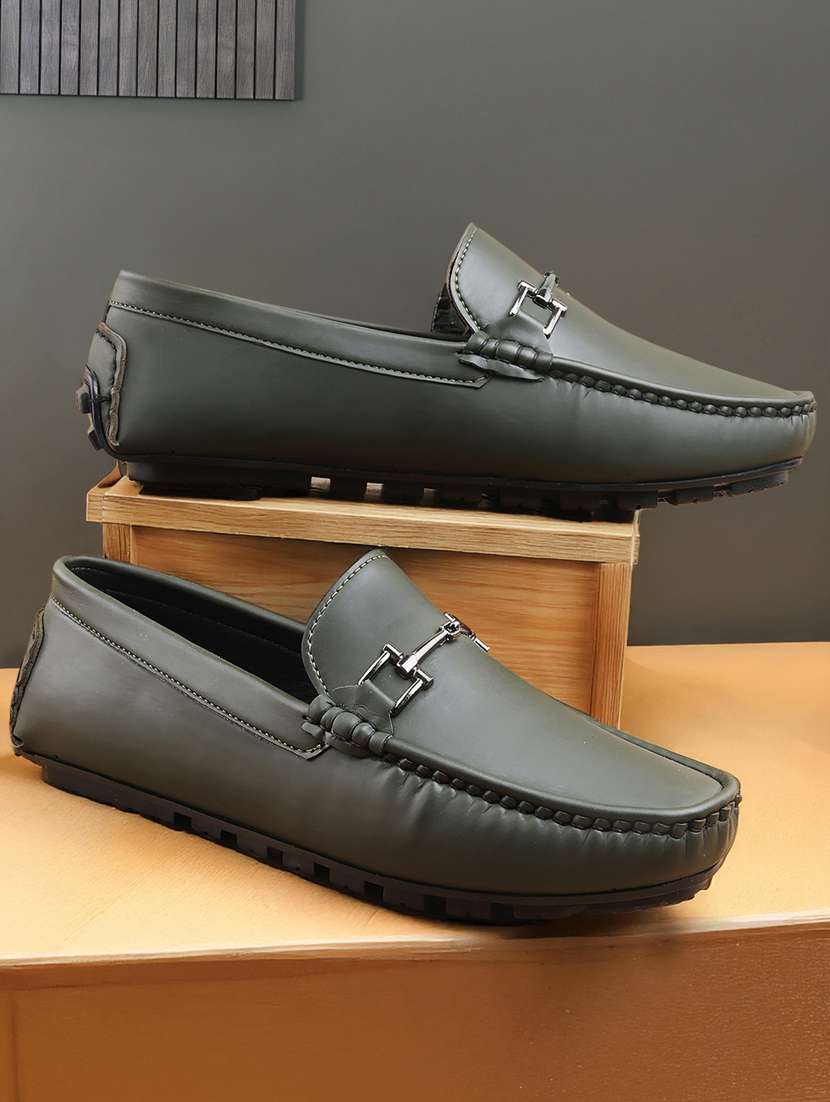 men black slip on loafer
