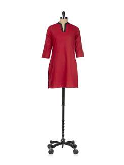 Red block printed kurta with mother of pearl button - MIRAAYA
