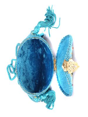 Rich Blue Velvet Box Clutch - 44952 - Standard Image - 3