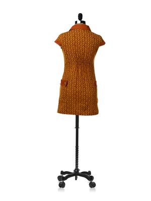 ochre collared dress with big patch pockets at the side - 6798 - Standard Image - 3