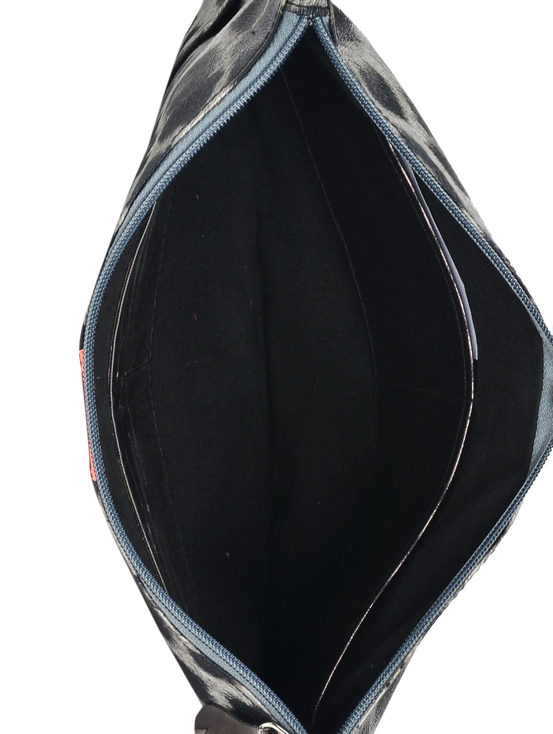 black and grey leopard print large pouch - 905460 - Zoom Image - 3