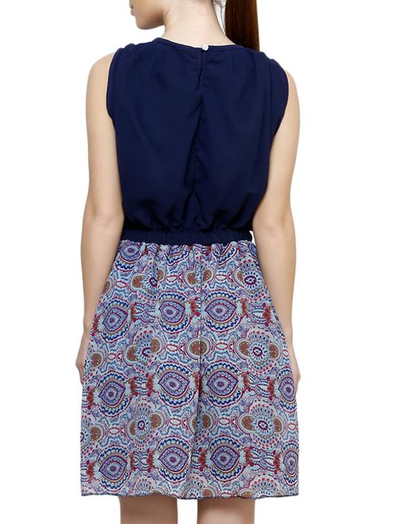 multicoloured georgette printed blouson dress - 9635165 - Zoom Image - 3