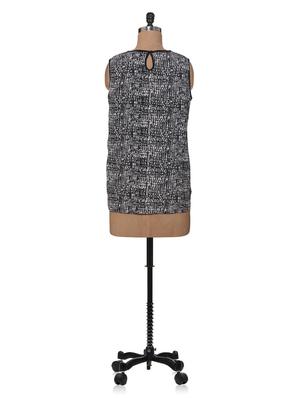 Monochrome top - 977807 - Standard Image - 3
