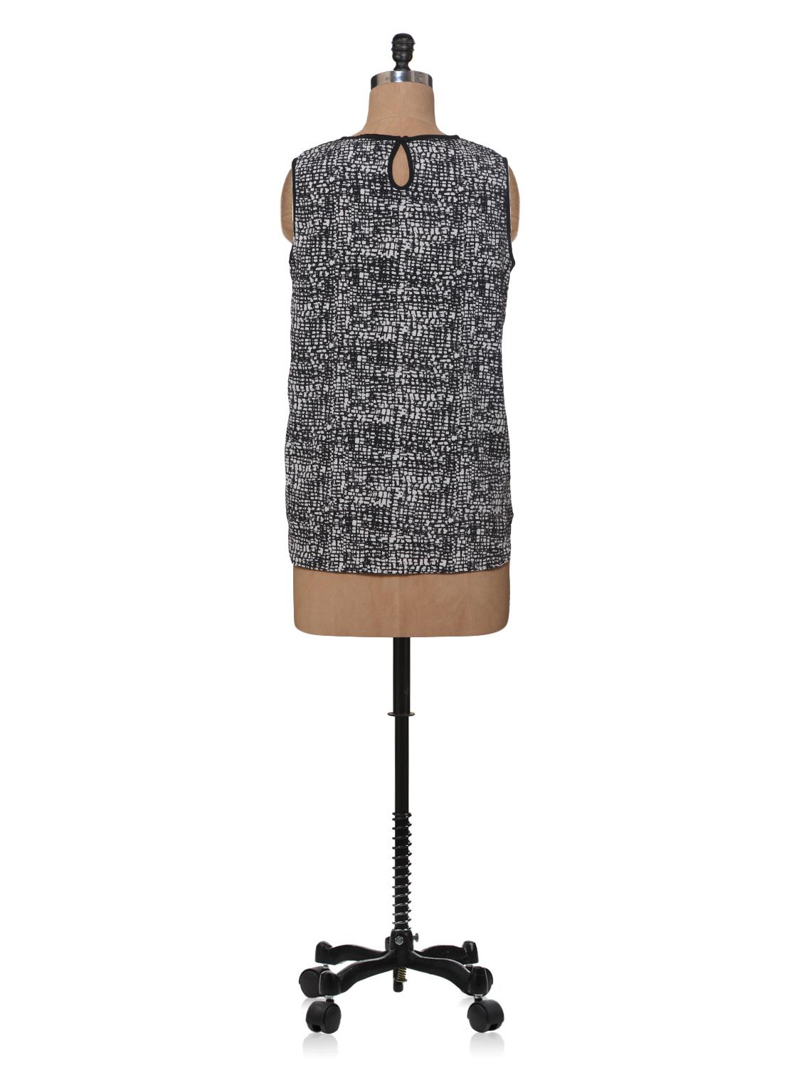 Monochrome top - 977807 - Zoom Image - 3