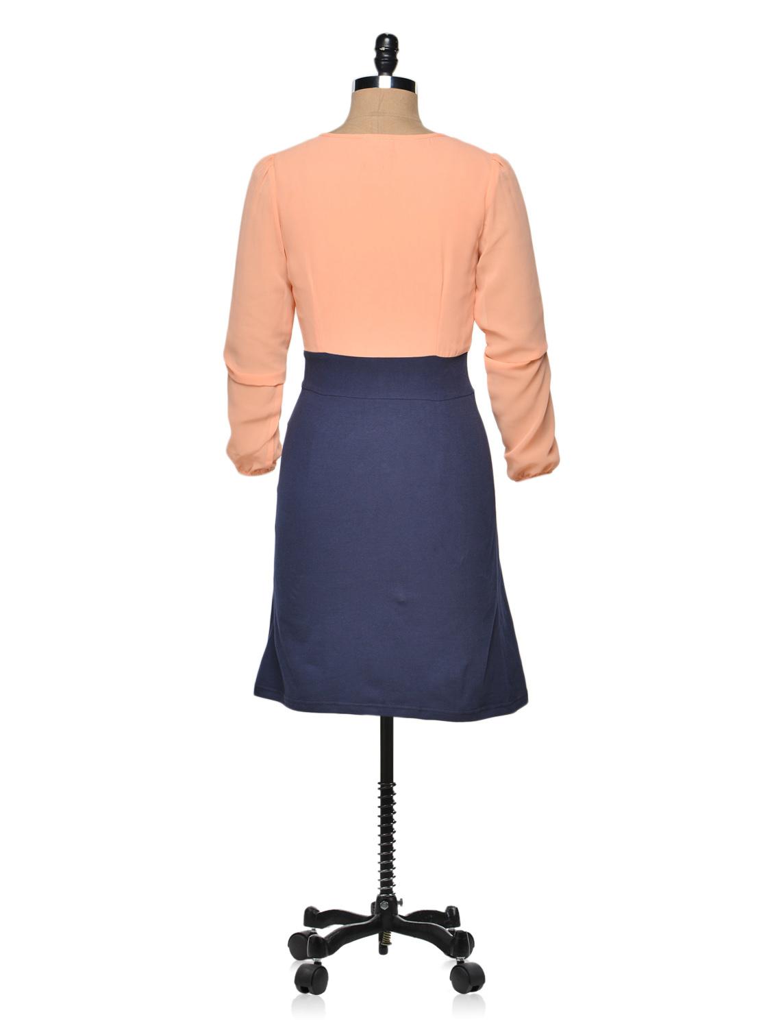 Classic Peach Bow Dress - 981718 - Zoom Image - 3