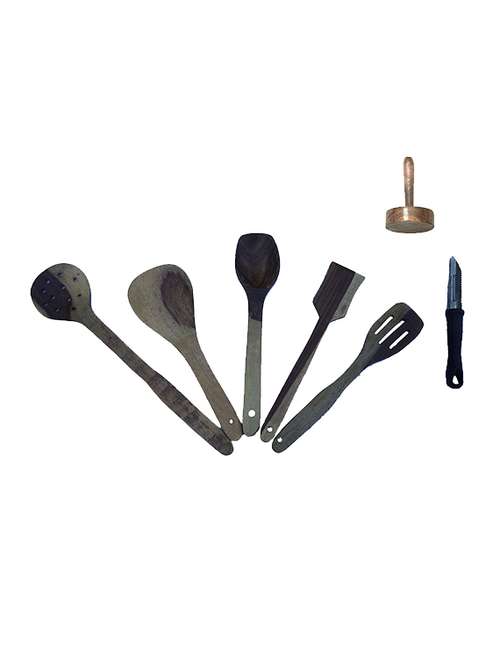 multi colored wood kitchen tool set - 11544283 - Standard Image - 0