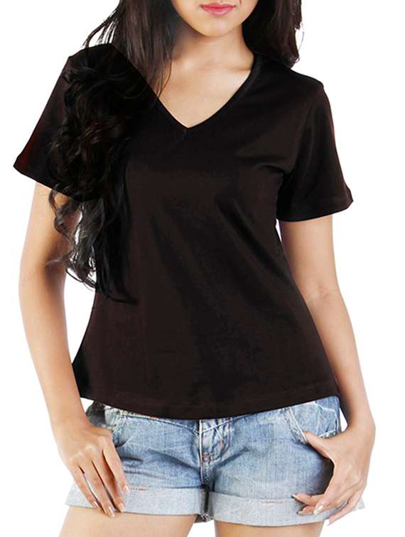 black cotton tee