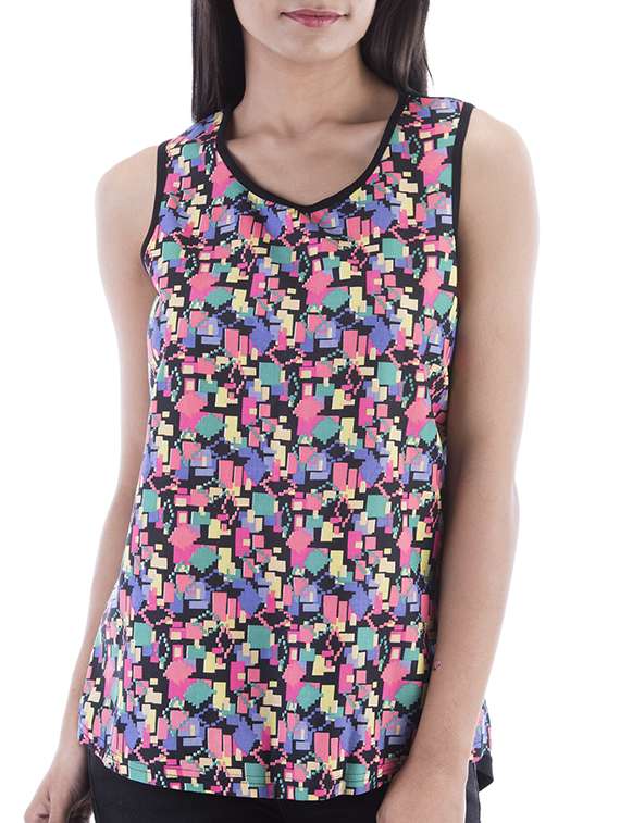 round neck sleeveless top