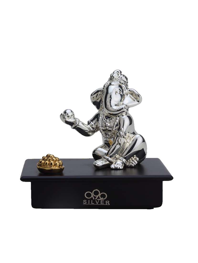 ganesha with figurines figurine