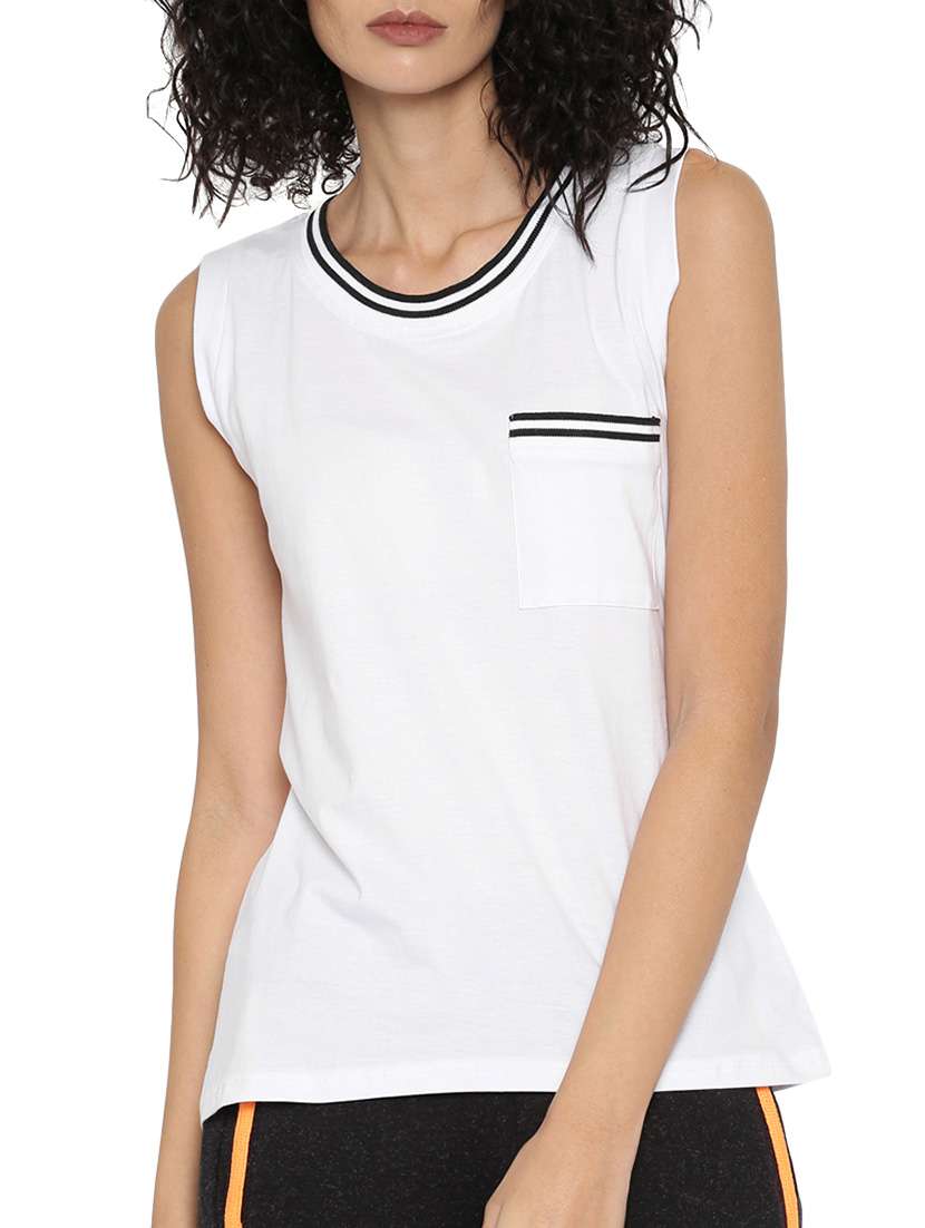 white cotton regular tshirt