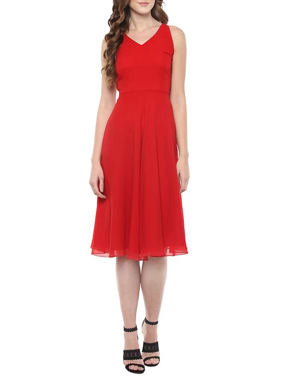 red georgette backless dress