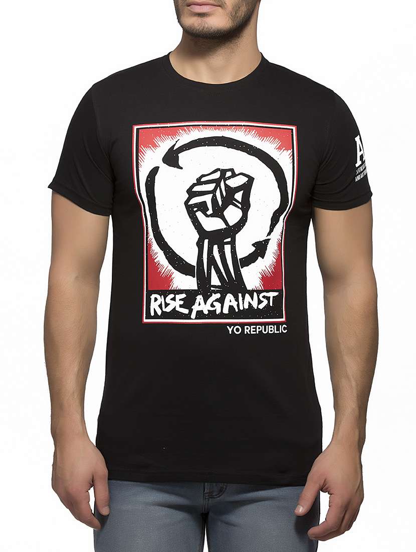 black chest print t-shirt