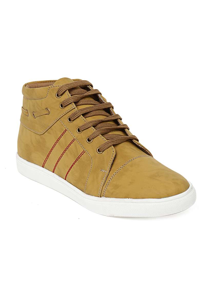 beige leatherette lace up sneaker