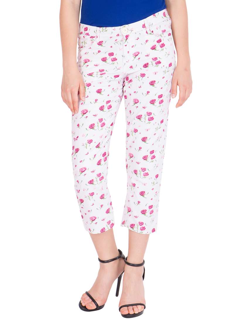 white floral printed cotton capri