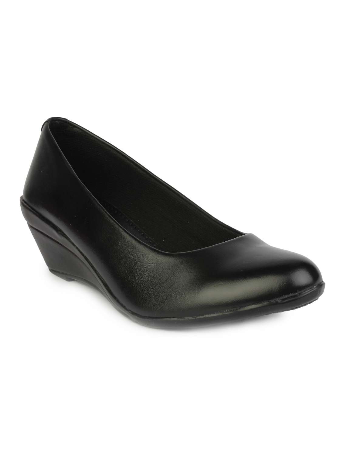 black leatherette slip on pumps