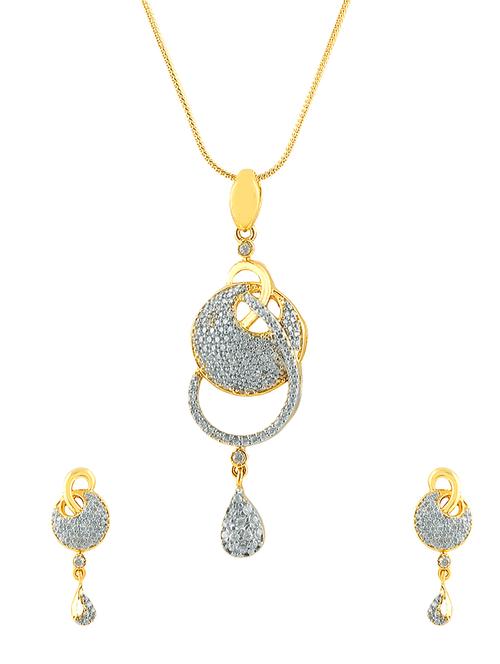 gold brass set - 13429653 -  Standard Image - 0